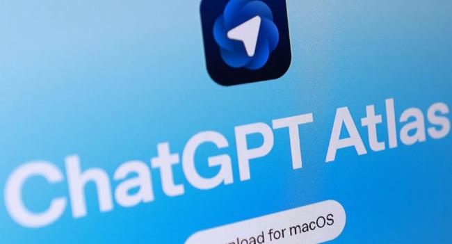 Meet ChatGPT Atlas, the future of surfing!
